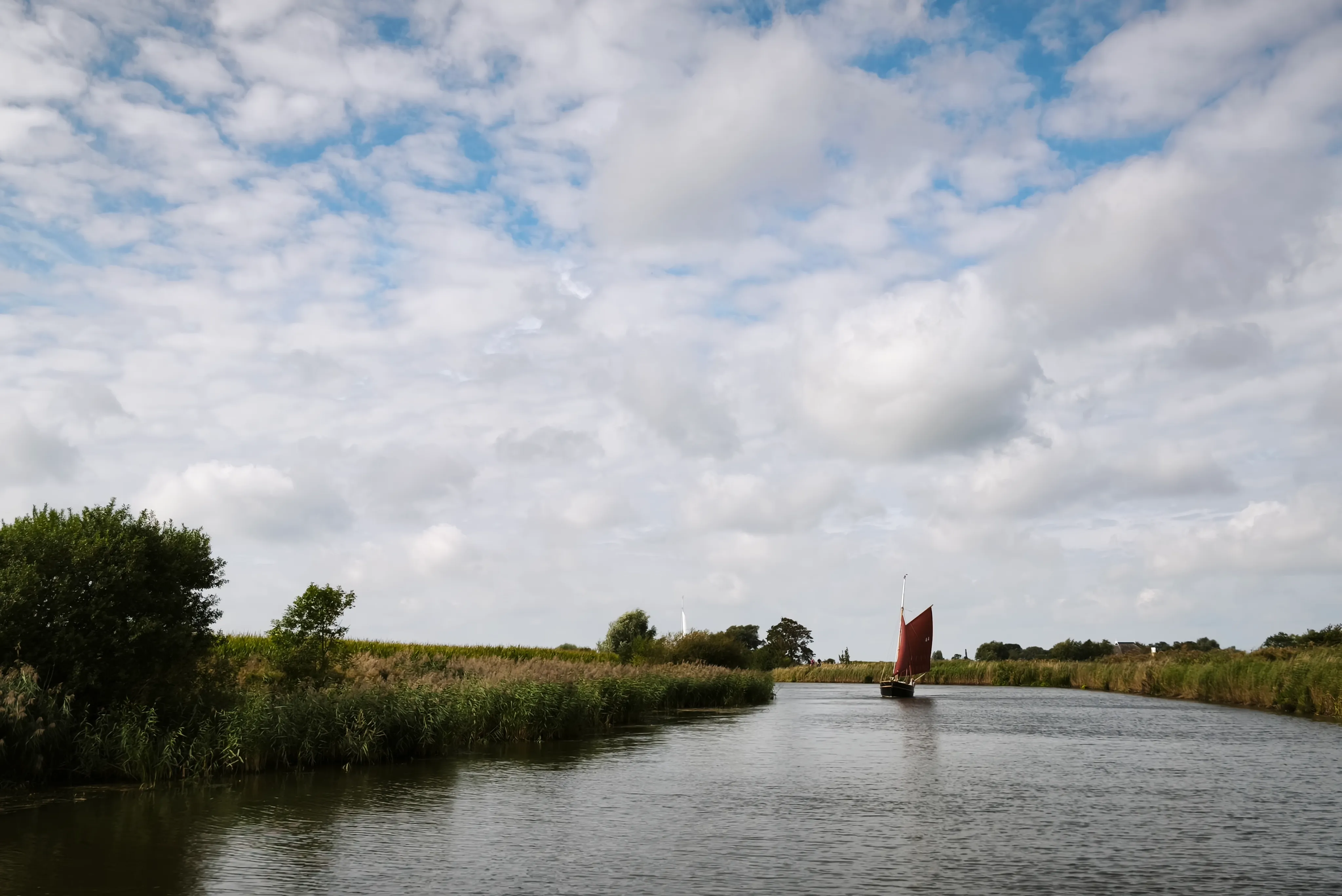 The Staande Mast Route leads through Friesland, where sailing is part of tradition and contemporary culture.