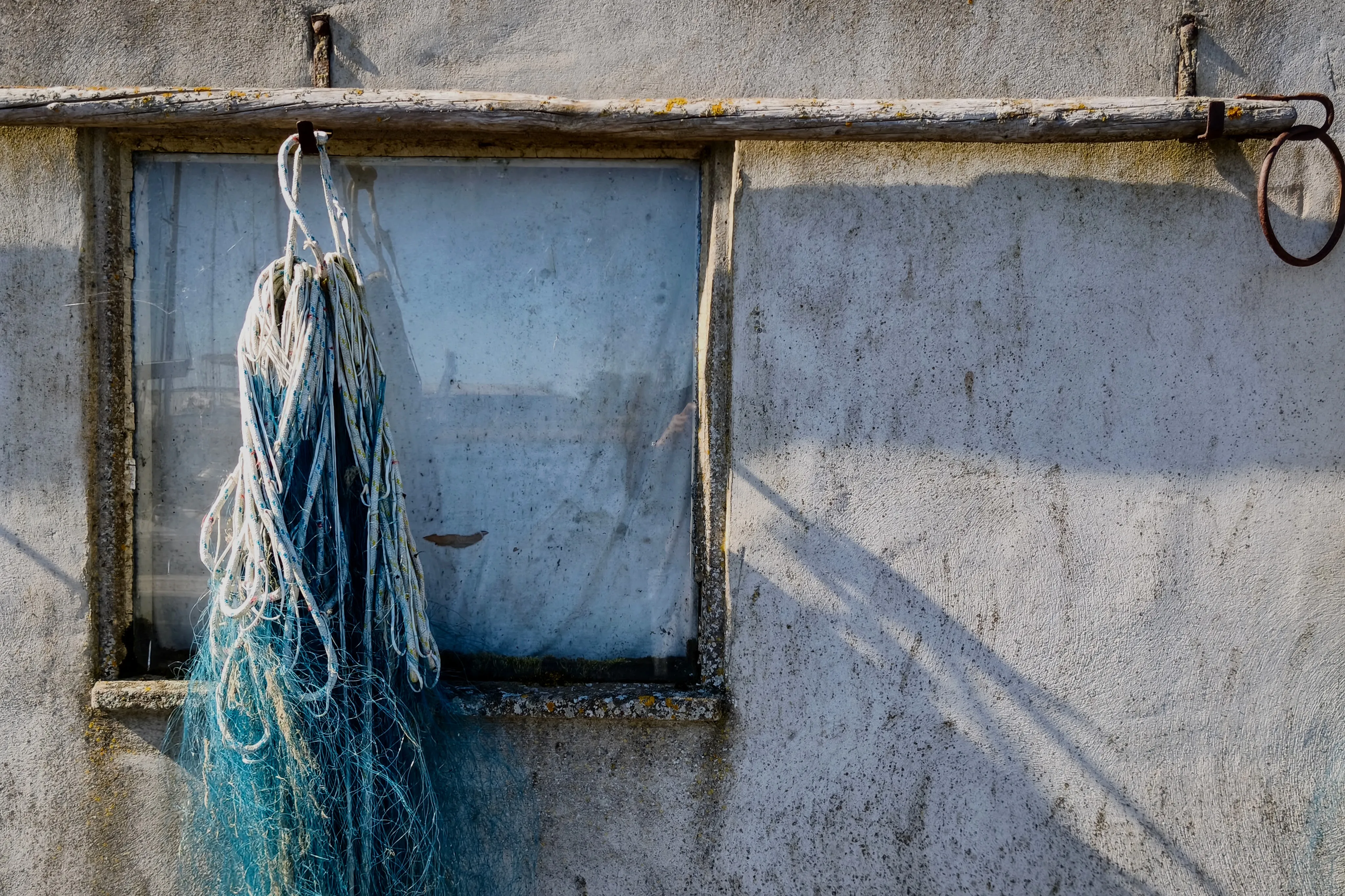 Fishing net in the harbour of Stavoren.